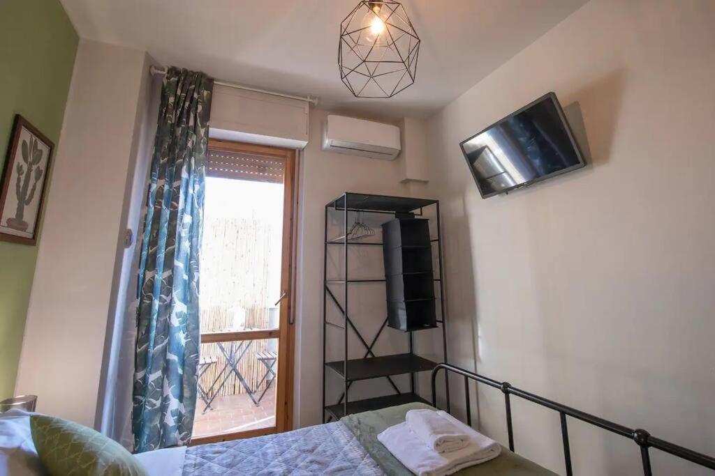 Alice'S Guest Parking & Wi-Fi Appartamento Pisa Esterno foto